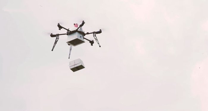 3D打印無(wú)人機(jī)用途_Flirtey用3D打印無(wú)人機(jī)進(jìn)行物質(zhì)運(yùn)輸