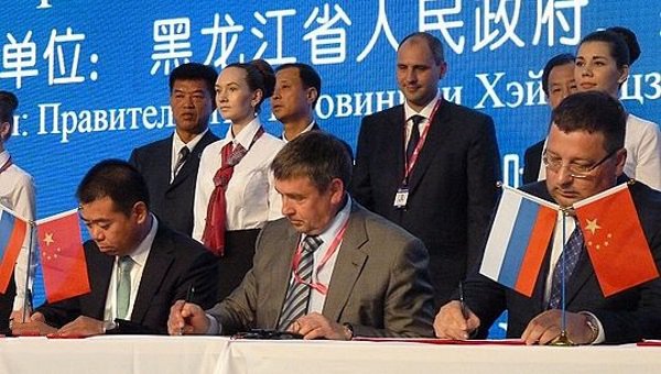 增材制造技術(shù)共同進(jìn)步 中國(guó)制造與國(guó)外合作3D打印機(jī)器人