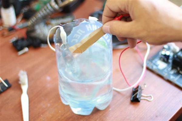 3D打印機(jī)DIY改裝過(guò)后 搖身一變成金屬激光切割機(jī)_e鍵3D打印服務(wù)